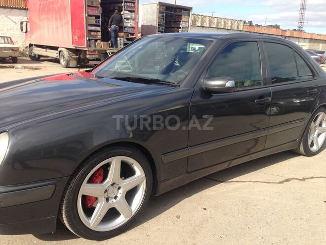 Mercedes E 200 2001, 221,737 km - 2.0 l - Bakı
