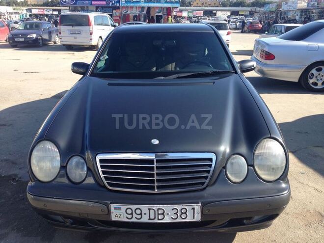 Mercedes E 200 2001, 221,737 km - 2.0 l - Bakı
