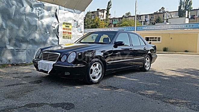 Mercedes E 240 2000, 220,000 km - 2.4 l - Bakı