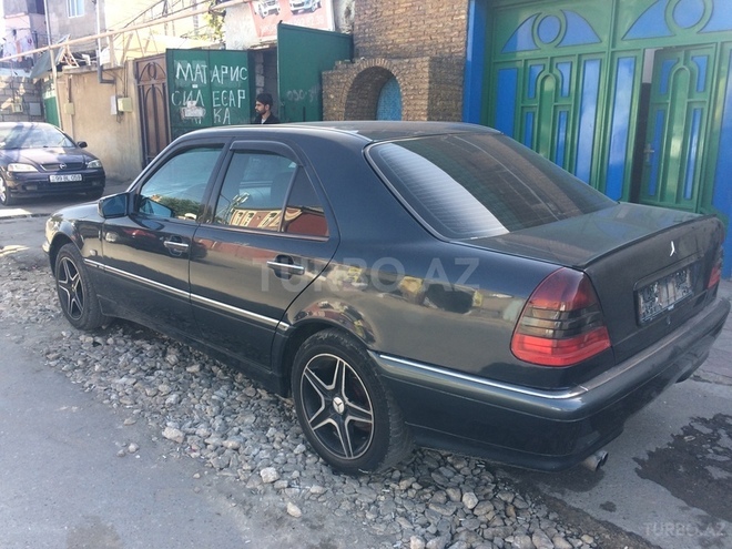 Mercedes C 180 1999, 240,000 km - 1.8 l - Bakı