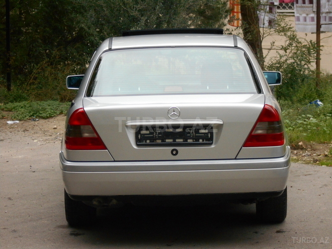 Mercedes C 180 1996, 245,000 km - 1.8 l - Bakı