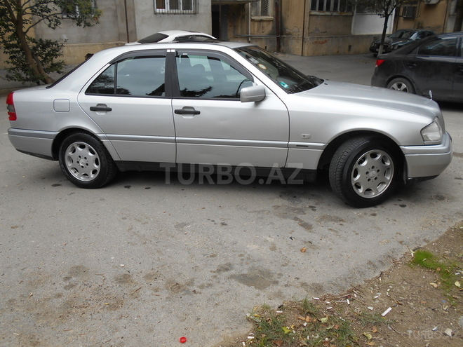 Mercedes C 180 1996, 245,000 km - 1.8 l - Bakı