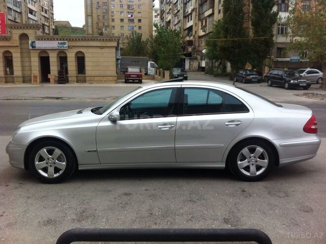 Mercedes E 320 2002, 156,000 km - 3.2 л - Bakı