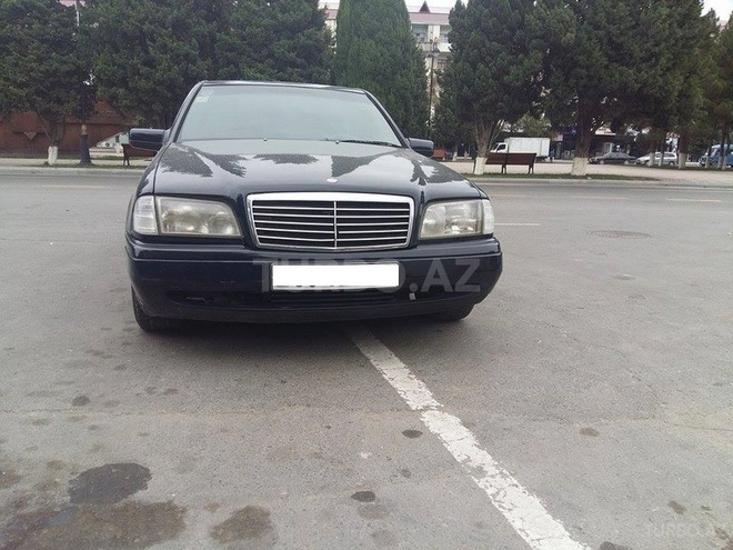 Mercedes C 180 1997, 284,000 km - 1.8 l - Bakı
