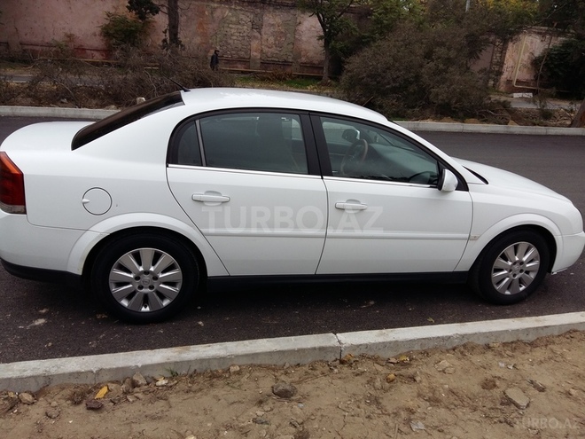 Opel Vectra 2004, 210,000 km - 2.2 l - Bakı