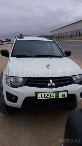 Mitsubishi L200 2014, 62,767 km - 2.5 л - Bakı