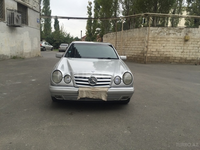 Mercedes E 230 1996, 25,000 km - 2.3 l - Bakı