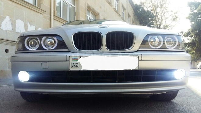 BMW 528 2000, 225,000 km - 2.8 l - Bakı
