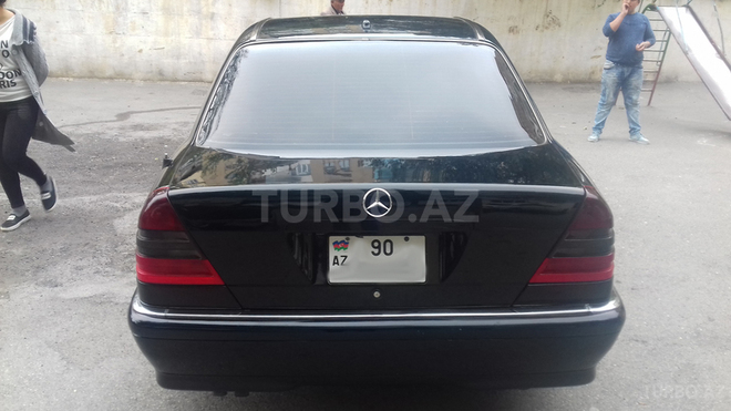 Mercedes C 230 1999, 250,000 km - 2.3 l - Bakı