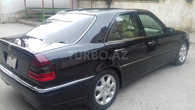 Mercedes C 230 1999, 250,000 km - 2.3 l - Bakı