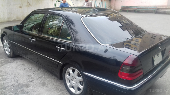 Mercedes C 230 1999, 250,000 km - 2.3 l - Bakı