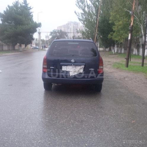 Opel Astra 2000, 276,000 km - 2.0 л - Bakı