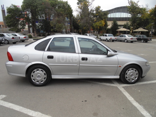 Opel Vectra 2000, 127,214 km - 1.6 л - Gəncə