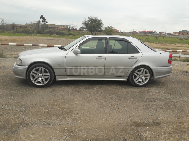 Mercedes C 220 1994, 194,686 km - 2.8 l - Bakı