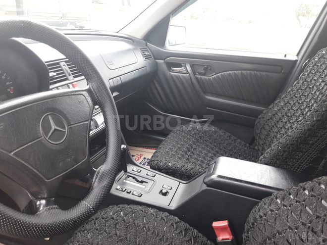 Mercedes C 220 1994, 194,686 km - 2.8 l - Bakı