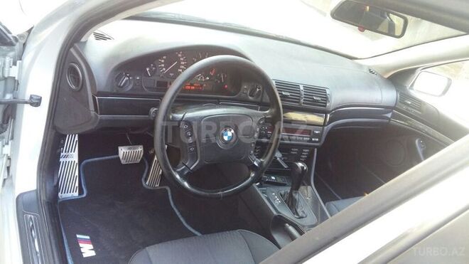 BMW 528 2000, 228,000 km - 2.8 l - Bakı