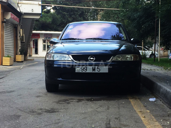 Opel Vectra 2001, 204,000 km - 1.8 л - Bakı
