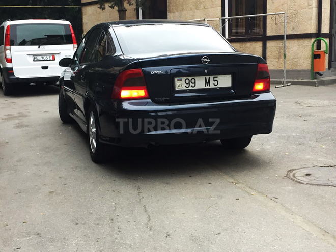 Opel Vectra 2001, 204,000 km - 1.8 л - Bakı