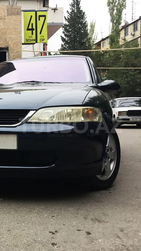 Opel Vectra 2001, 204,000 km - 1.8 л - Bakı