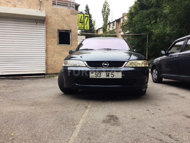 Opel Vectra 2001, 204,000 km - 1.8 л - Bakı