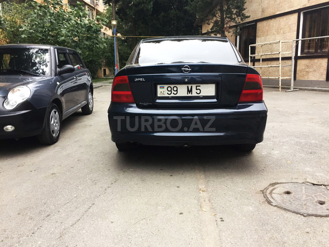 Opel Vectra 2001, 204,000 km - 1.8 л - Bakı