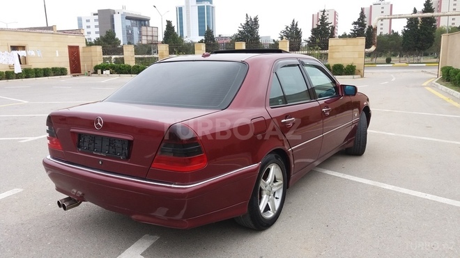 Mercedes C 240 1998, 243,000 km - 2.4 l - Bakı