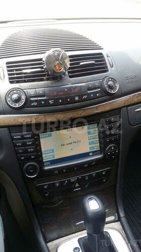 Mercedes E 270 2002, 318,000 km - 0.3 л - Bakı
