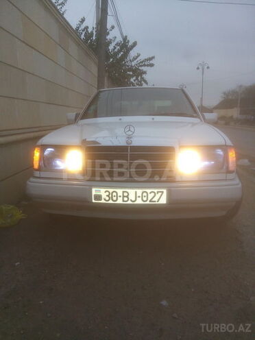 Mercedes E 200 1991, 464,295 km - 2.0 l - İmişli