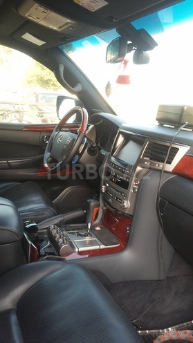 Lexus LX 570 2013, 22,260 km - 5.7 l - Gəncə