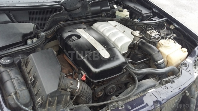 Mercedes E 220 1999, 252,000 km - 2.2 l - Biləsuvar