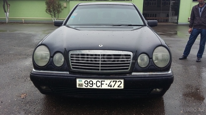 Mercedes E 220 1999, 252,000 km - 2.2 l - Biləsuvar