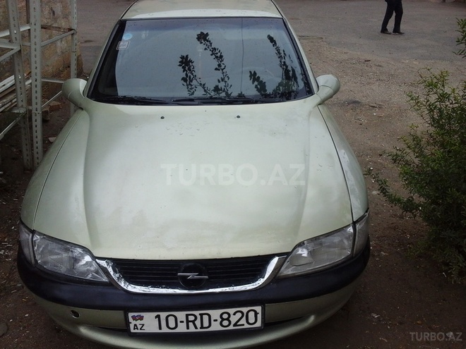 Opel Vectra 1995, 280,000 km - 2.1 l - Sumqayıt