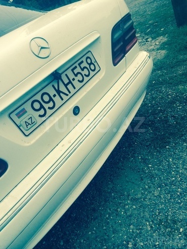 Mercedes E 240 1999, 188,000 km - 2.4 l - Bakı