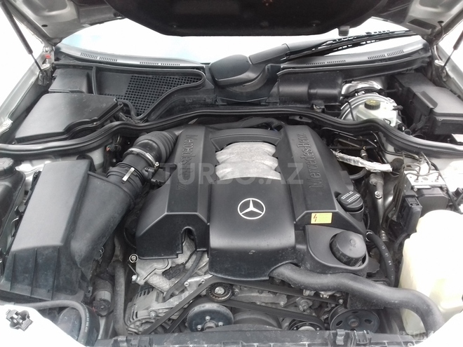 Mercedes E 240 1999, 208,000 km - 2.4 l - Gəncə