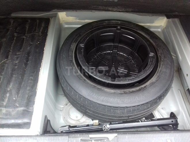 Mercedes E 240 1999, 208,000 km - 2.4 l - Gəncə