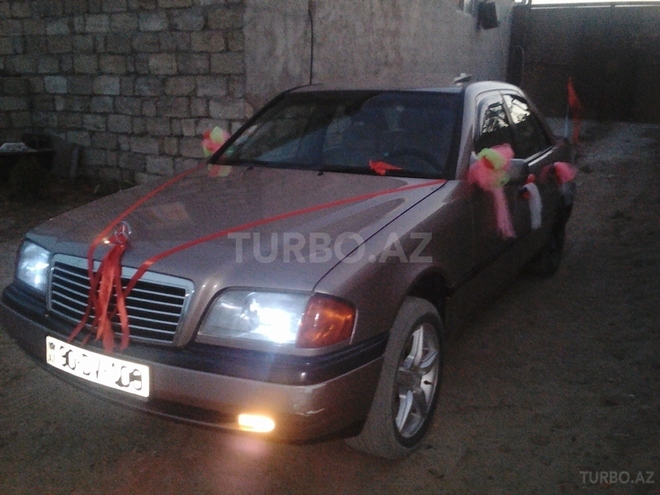 Mercedes C 180 1993, 319,000 km - 1.8 l - Bakı