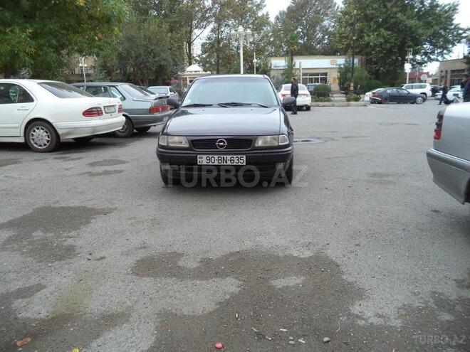 Opel Astra 1996, 223,279 km - 1.6 l - Bərdə