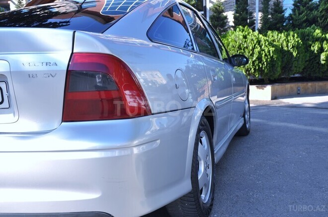 Opel Vectra 1999, 305,000 km - 1.8 l - Bakı