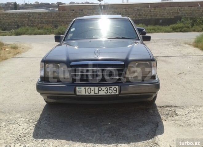 Mercedes E 220 1994, 208,000 km - 2.2 л - Bakı