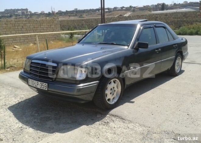 Mercedes E 220 1994, 208,000 km - 2.2 л - Bakı