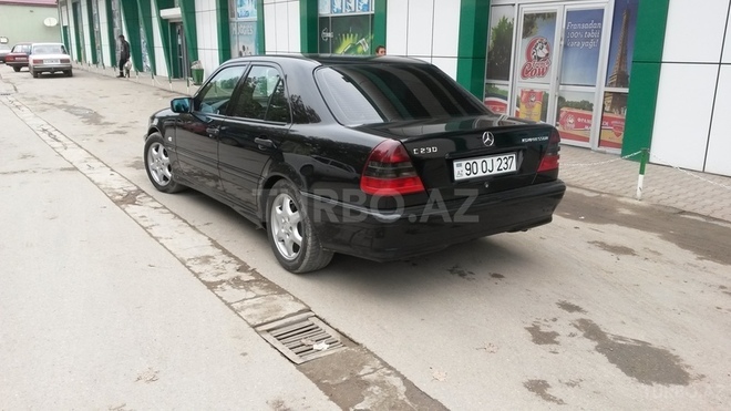 Mercedes C 230 1998, 190,000 km - 2.3 l - Xaçmaz