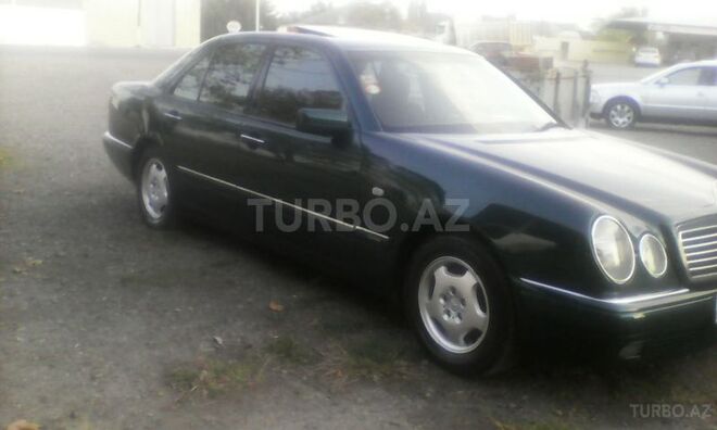 Mercedes E 230 1997, 212,800 km - 2.3 l - Gəncə