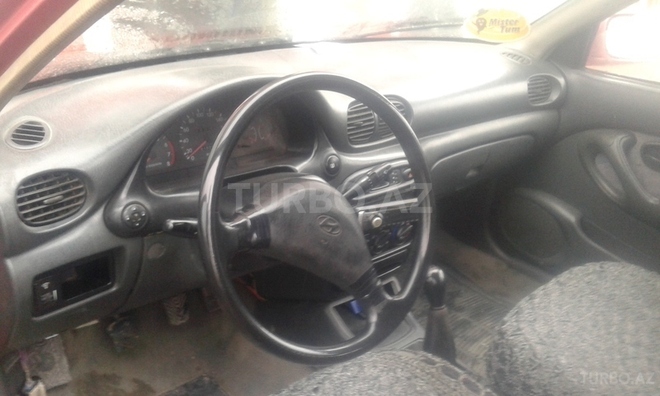 Hyundai Accent 1995, 500,000 km - 0.2 l - Quba
