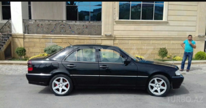 Mercedes C 230 1998, 280,000 km - 2.3 l - Bakı