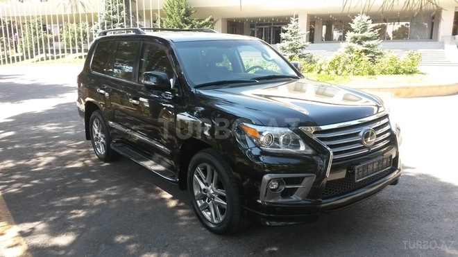 Lexus LX 570 2013, 31,000 km - 5.7 l - Bakı