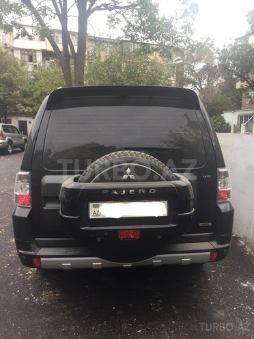 Mitsubishi Pajero 2011, 43,000 km - 3.5 л - Bakı