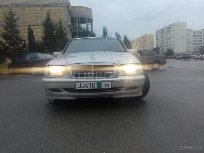 Mercedes C 220 1995, 386,000 km - 2.2 l - Sumqayıt