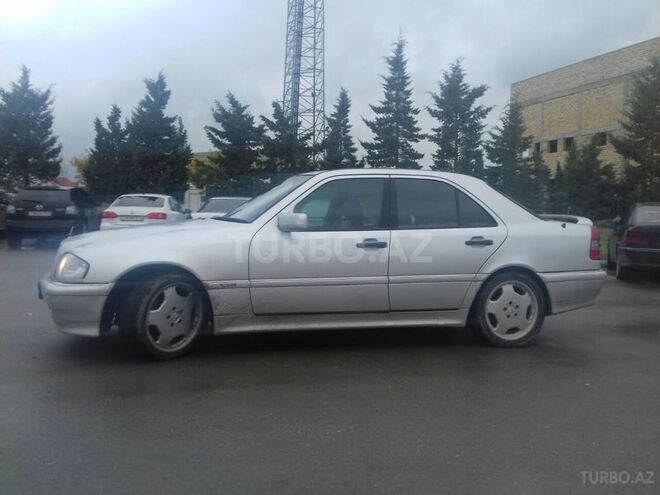 Mercedes C 220 1995, 386,000 km - 2.2 l - Sumqayıt