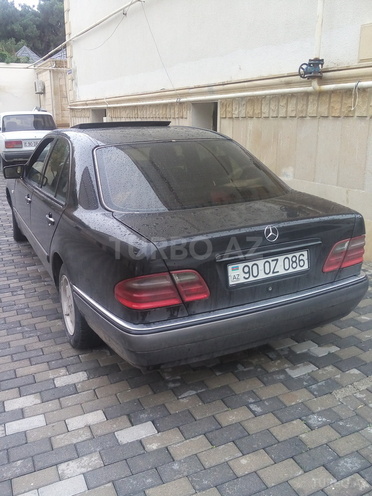 Mercedes E 200 1997, 590,000 km - 2.0 l - Bakı