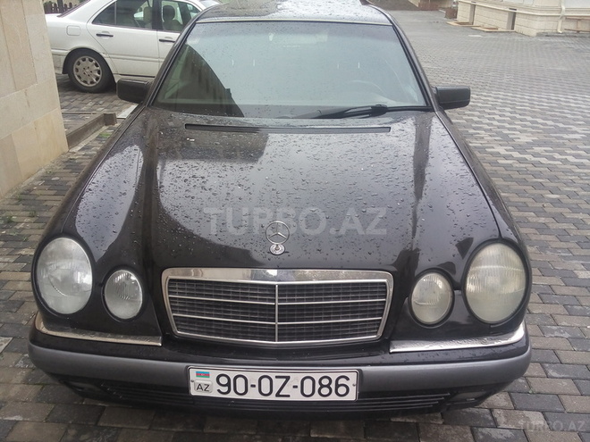 Mercedes E 200 1997, 590,000 km - 2.0 l - Bakı